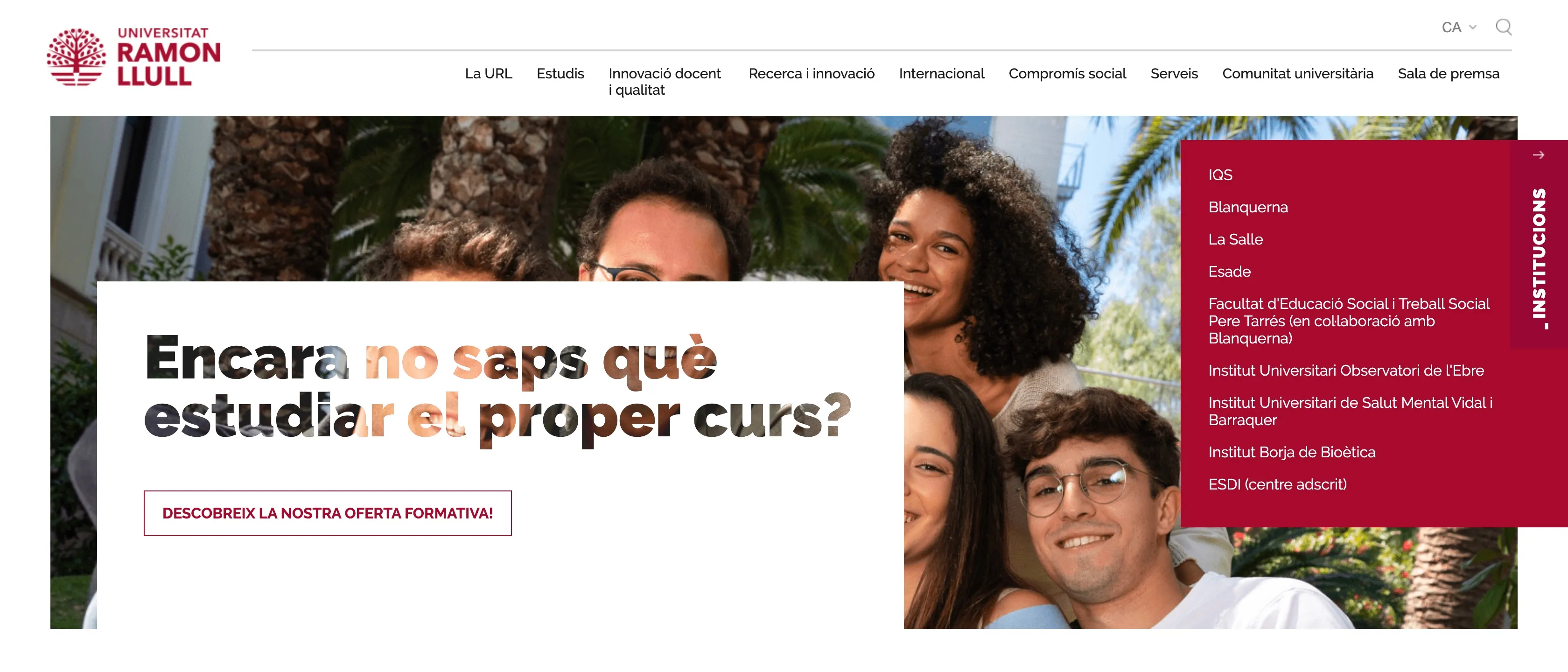 Portada de url.edu: cabecera con el logotipo de la Universitat Ramon Llull, una fotografía de estudiantes sonriendo con el titular «Encara no saps què estudiar el proper curs?» y, a la derecha, el listado de instituciones federadas.